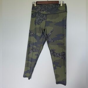 Aerie Womens Gray + Green Camouflage Camo Patterned Leggings Size Large Long